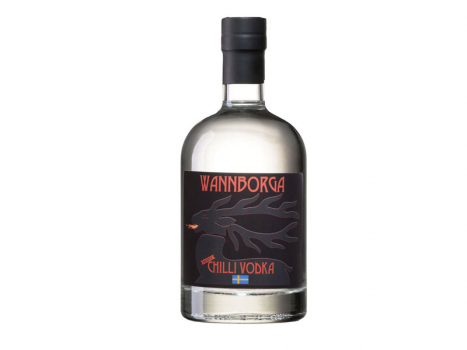 Wannborga Chili Vodka 500ml, Wannborga Chili Vodka wird in Zusammenarbeit mit "Papi's Chili Farm" auf der schönen Insel Öland hergestellt.