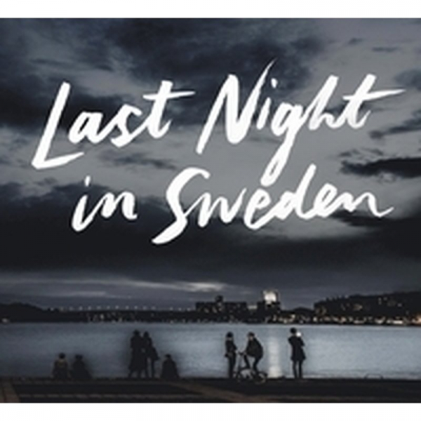 Last night in Sweden, Buch, Nach Trumps Rede "Look at what happened last night in Sweden...." taten sich ca. 100 schwedische Fotografen zusammen und dieses Buch entstand.